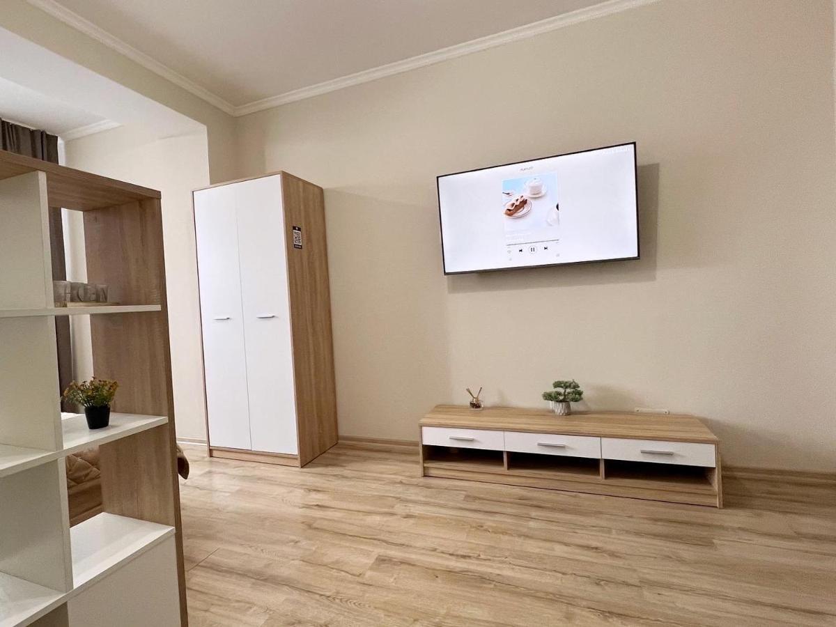 Cozy Apartment In Chisinau Exterior photo